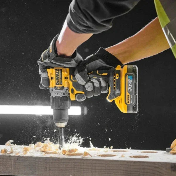 KIT DEWALT ORIGINAL: Taladro de Alto Impacto Inalámbrico + 26 ACCESORIOS [2 BATERIAS de 48V]